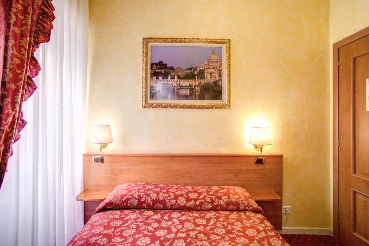 Monti - Pensionat Rom